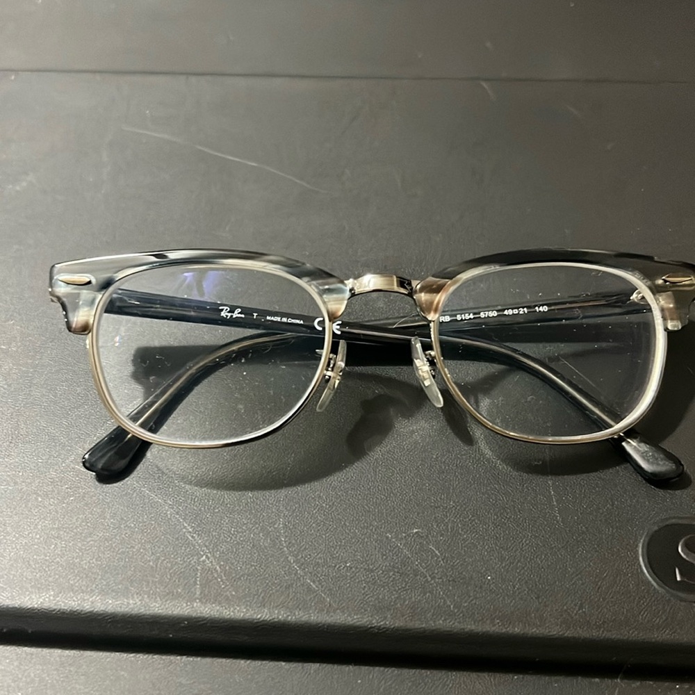 Ray-Ban eyewear